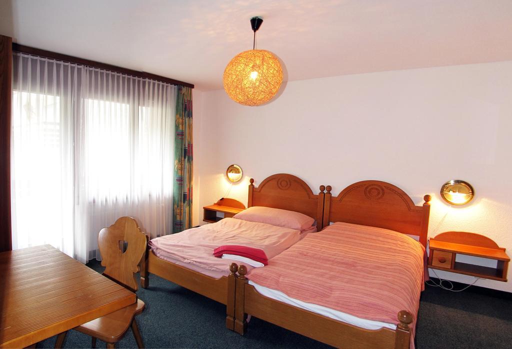 Everest Saas Fee Quarto foto
